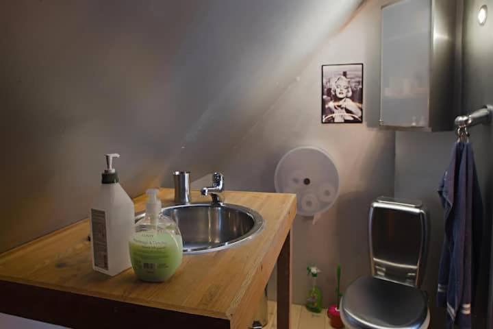 Pink House Room#1 Stockholm Luaran gambar